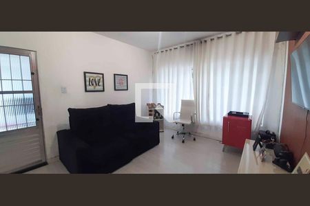 Casa à venda com 3 quartos, 272m² em Jardim Wilson, Osasco