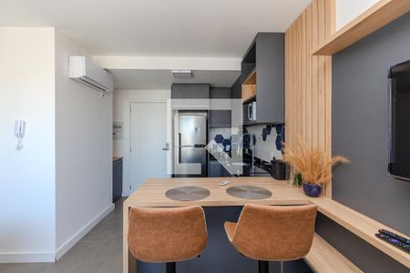 Sala/Quarto de kitnet/studio para alugar com 1 quarto, 30m² em Farroupilha, Porto Alegre