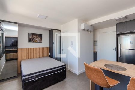 Sala/Quarto de kitnet/studio para alugar com 1 quarto, 30m² em Farroupilha, Porto Alegre