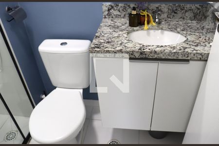 Banheiro de kitnet/studio para alugar com 1 quarto, 29m² em Bela Vista, São Paulo