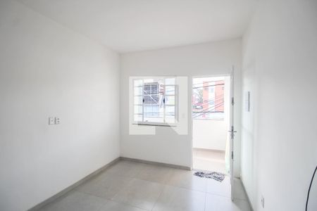 Sala de apartamento para alugar com 2 quartos, 77m² em Chatuba, Mesquita