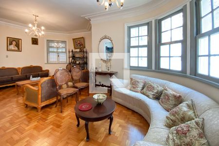 Sala de casa à venda com 6 quartos, 600m² em Lourdes, Belo Horizonte