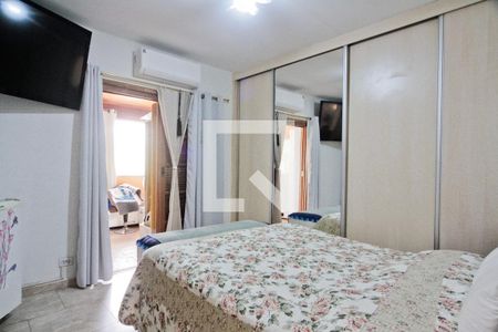 Suíte de casa à venda com 3 quartos, 196m² em Vila Guaca, São Paulo