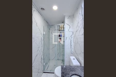 Banheiro de apartamento à venda com 1 quarto, 31m² em Água Branca, São Paulo