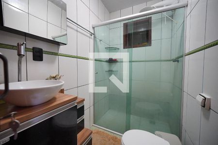 Banheiro de casa para alugar com 2 quartos, 100m² em São João do Rio Vermelho, Florianópolis