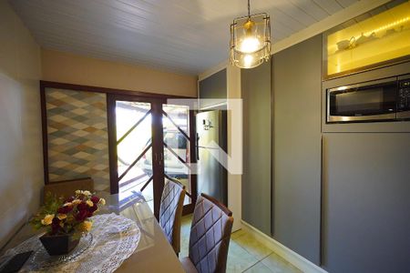 Cozinha de casa para alugar com 2 quartos, 100m² em São João do Rio Vermelho, Florianópolis