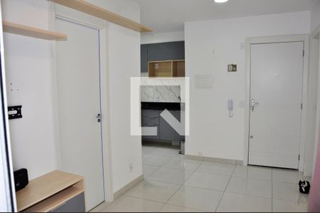 Detalhe - Sala e Sala de Jantar de apartamento para alugar com 2 quartos, 39m² em Vila Barreto, São Paulo