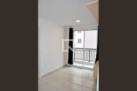 Detalhe - Sala e Sala de Jantar de apartamento para alugar com 2 quartos, 39m² em Vila Barreto, São Paulo