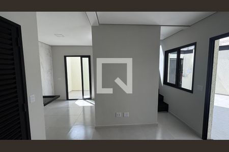 Sala de casa à venda com 2 quartos, 85m² em Jardim Ocara, Santo André
