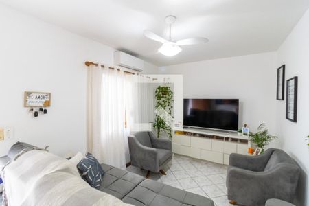 Sala de casa à venda com 2 quartos, 189m² em Hípica, Porto Alegre