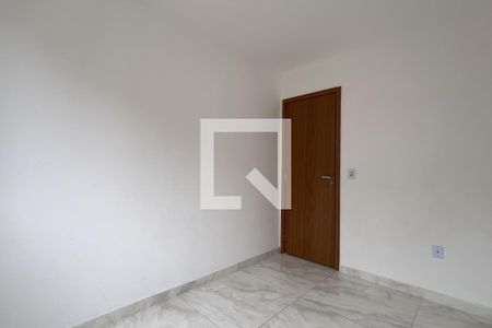 Quarto 1 de apartamento para alugar com 2 quartos, 42m² em Vila Alzira, Guarulhos