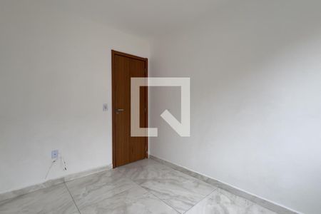 Quarto 2 de apartamento para alugar com 2 quartos, 42m² em Vila Alzira, Guarulhos