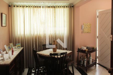 Sala de casa de condomínio para alugar com 3 quartos, 100m² em Macuco, Santos