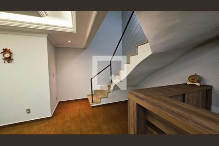 Casa à venda com 4 quartos, 230m² em Vila Loyola, Jundiaí