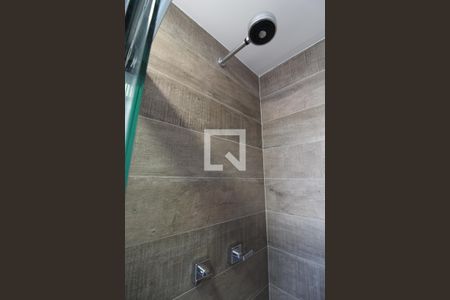 Banheiro de apartamento para alugar com 2 quartos, 74m² em Caxingui, São Paulo