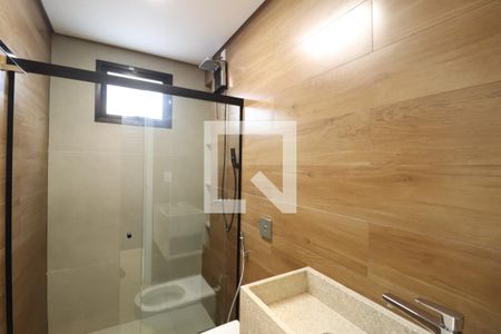 Banheiro Social de casa de condomínio para alugar com 3 quartos, 200m² em Lagoinha, Uberlândia