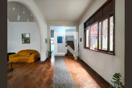 Sala de casa à venda com 5 quartos, 258m² em Grajaú, Rio de Janeiro