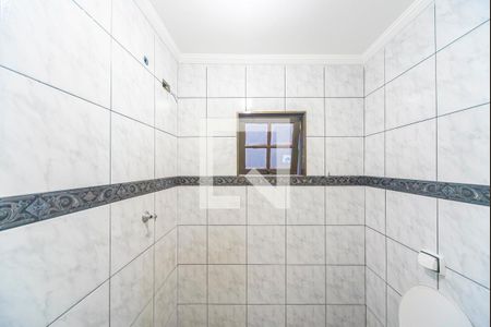 Banheiro  de casa à venda com 3 quartos, 122m² em Jardim Marek, Santo André