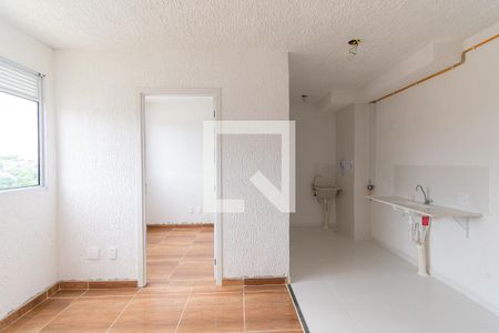 Sala de apartamento para alugar com 2 quartos, 32m² em Parque São Lourenço, São Paulo