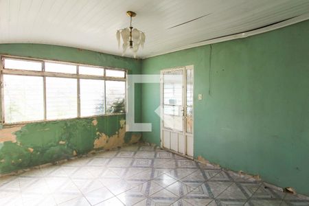 Sala de casa à venda com 4 quartos, 144m² em Niterói, Canoas