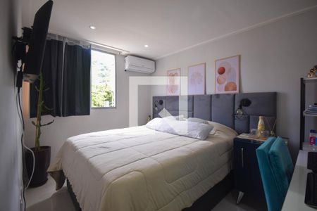 Quarto 1 de apartamento à venda com 2 quartos, 45m² em Camorim, Rio de Janeiro