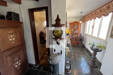 Sala de casa à venda com 4 quartos, 649m² em Jardim Guanabara, Rio de Janeiro