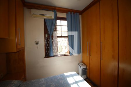 Quarto 1 de casa à venda com 3 quartos, 68m² em Passo D’areia, Porto Alegre