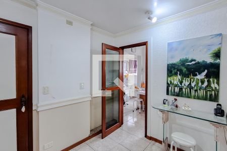 Hall de entrada de apartamento à venda com 2 quartos, 132m² em Vila Mariana, São Paulo