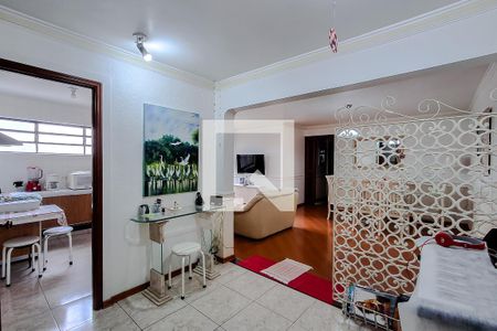 Hall de entrada de apartamento à venda com 2 quartos, 132m² em Vila Mariana, São Paulo