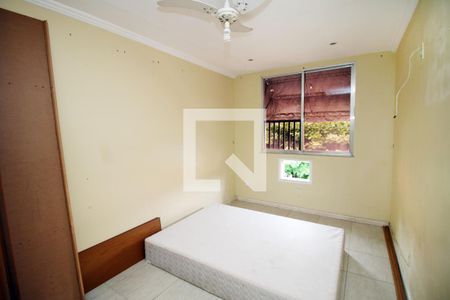 Quarto 2 de apartamento para alugar com 2 quartos, 55m² em Cordovil, Rio de Janeiro