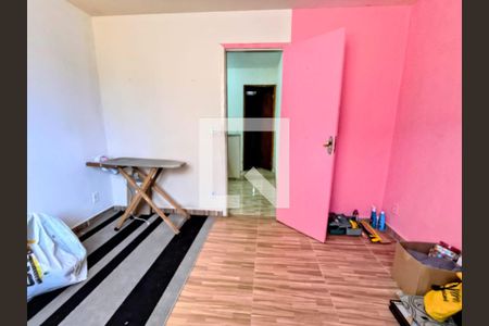 Casa à venda com 2 quartos, 71m² em Olaria, Rio de Janeiro