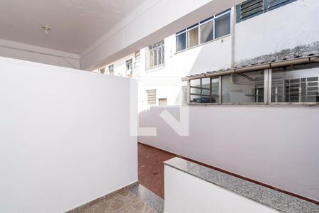 Varanda da Sala de casa para alugar com 2 quartos, 40m² em Olaria, Rio de Janeiro