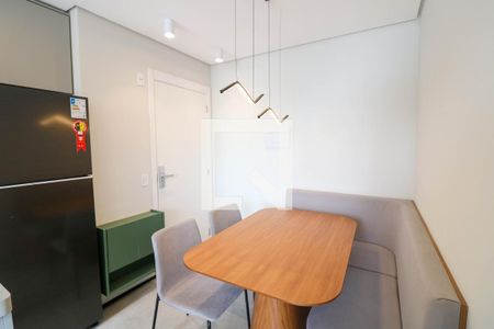 Sala / Cozinha de apartamento à venda com 2 quartos, 45m² em Jardim Caravelas, São Paulo
