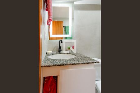 Banheiro social 1 de apartamento à venda com 2 quartos, 122m² em Grajaú, Belo Horizonte