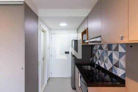 Cozinha de kitnet/studio para alugar com 1 quarto, 26m² em Indianópolis, São Paulo