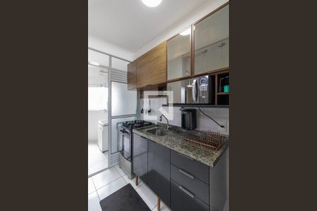 Sala/Cozinha/Área de Serviço  de apartamento à venda com 2 quartos, 52m² em Chácara Cruzeiro do Sul, São Paulo