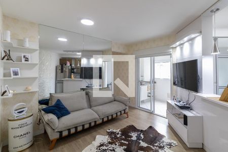 Sala/Cozinha/Área de Serviço  de apartamento à venda com 2 quartos, 52m² em Chácara Cruzeiro do Sul, São Paulo