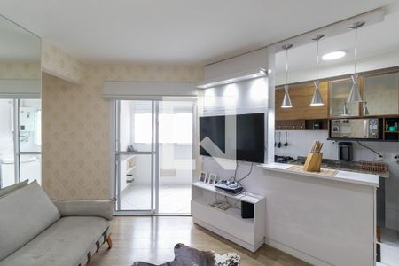 Sala/Cozinha/Área de Serviço  de apartamento à venda com 2 quartos, 52m² em Chácara Cruzeiro do Sul, São Paulo