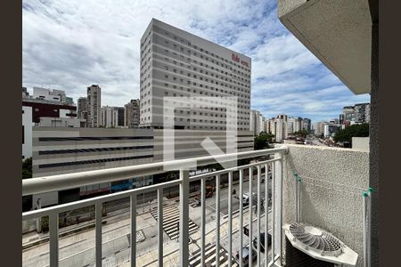 Varanda de kitnet/studio para alugar com 1 quarto, 30m² em Vila Nova Conceição, São Paulo
