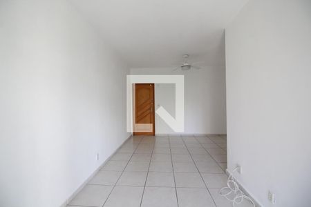 Sala de apartamento para alugar com 2 quartos, 74m² em Barra da Tijuca, Rio de Janeiro