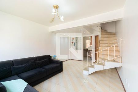 Casa de Condomínio à venda com 2 quartos, 68m² em Rio Branco, Canoas