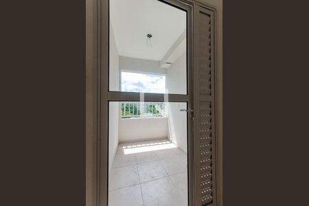 Sala - Sacada de kitnet/studio para alugar com 2 quartos, 30m² em Jardim Jaragua (sao Domingos), São Paulo