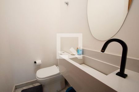 lavabo de casa à venda com 5 quartos, 350m² em Vila Madalena, São Paulo