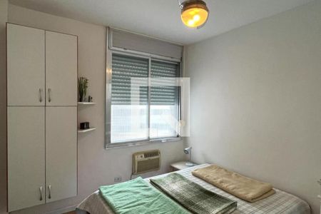 Suíte de apartamento para alugar com 2 quartos, 100m² em Aparecida, Santos