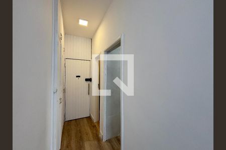 Sala - hall de entrada de apartamento à venda com 2 quartos, 70m² em Copacabana, Rio de Janeiro
