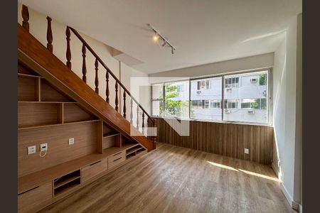 Sala de apartamento à venda com 2 quartos, 70m² em Copacabana, Rio de Janeiro