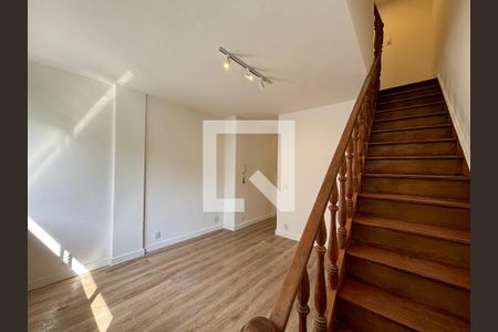 Sala de apartamento à venda com 2 quartos, 70m² em Copacabana, Rio de Janeiro