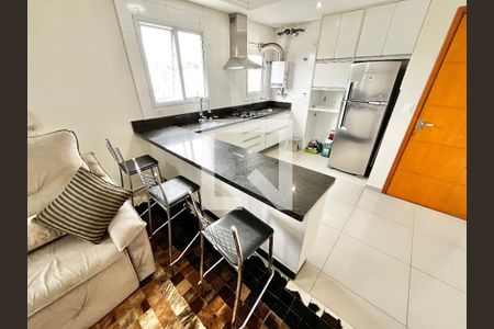 Cozinha de apartamento para alugar com 1 quarto, 40m² em Carandiru, São Paulo
