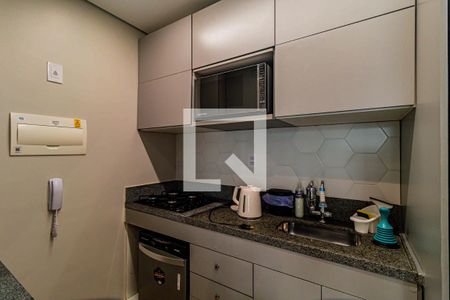 Cozinha de apartamento para alugar com 1 quarto, 35m² em Vila Sonia, São Paulo