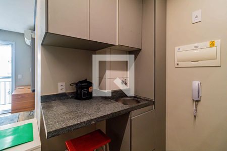Cozinha de apartamento para alugar com 1 quarto, 35m² em Vila Sonia, São Paulo